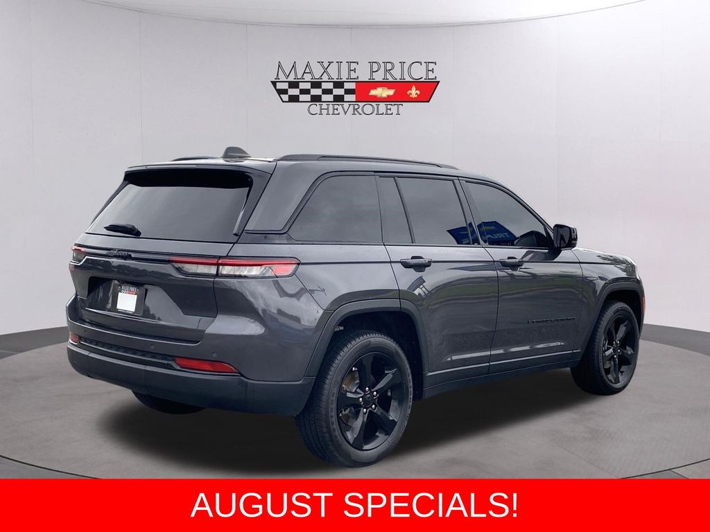 Used 2024 Jeep Grand Cherokee SUV