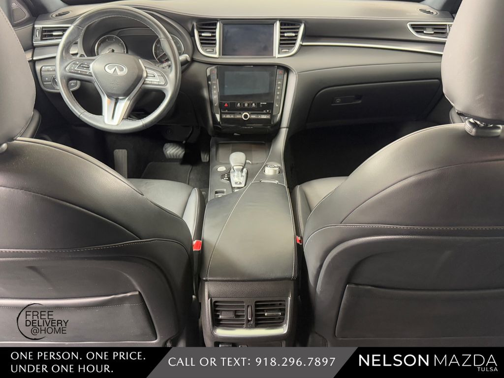 Used 2022 Black INFINITI LUXE image 37