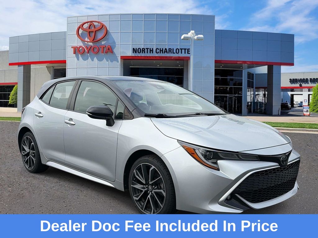 Classic Silver Metallic w/Midnight Black Roof 2020 Toyota Corolla Hatchback Hatchback Front-Wheel Drive 6-Speed Manual