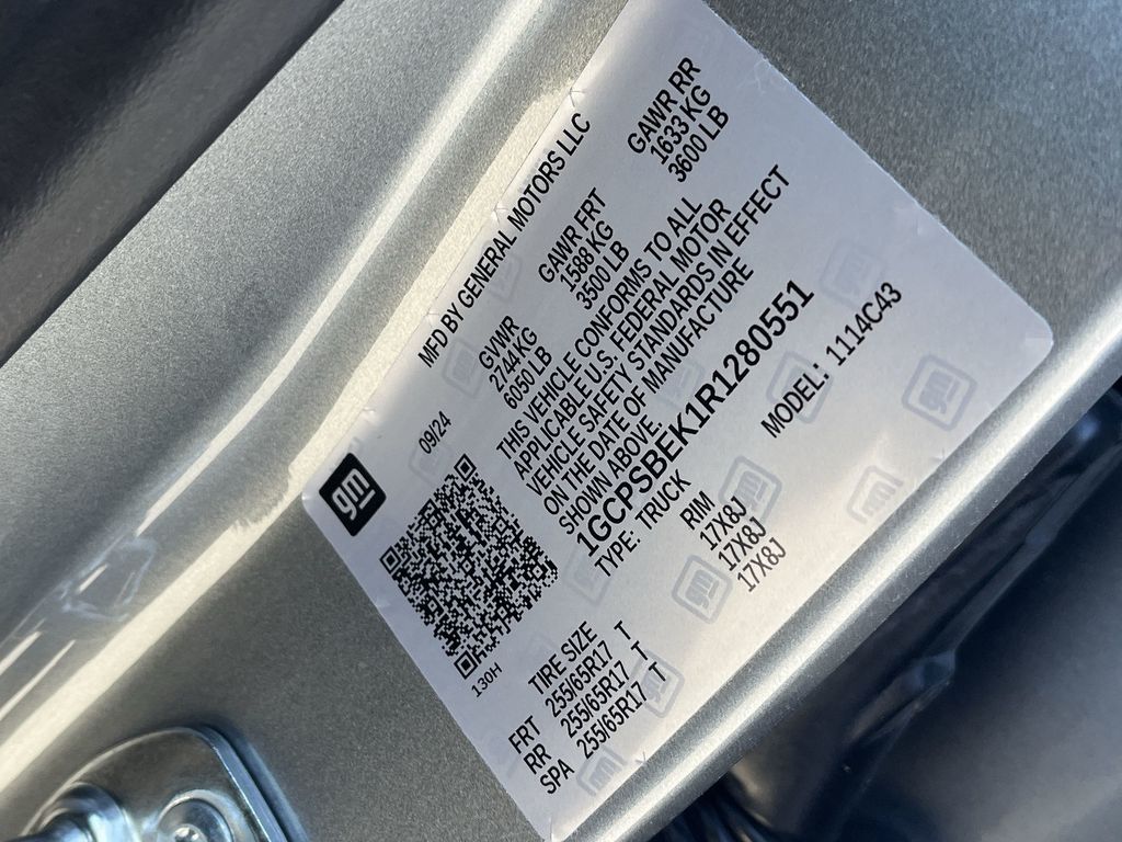 2024 Chevrolet Colorado Work Truck photo
