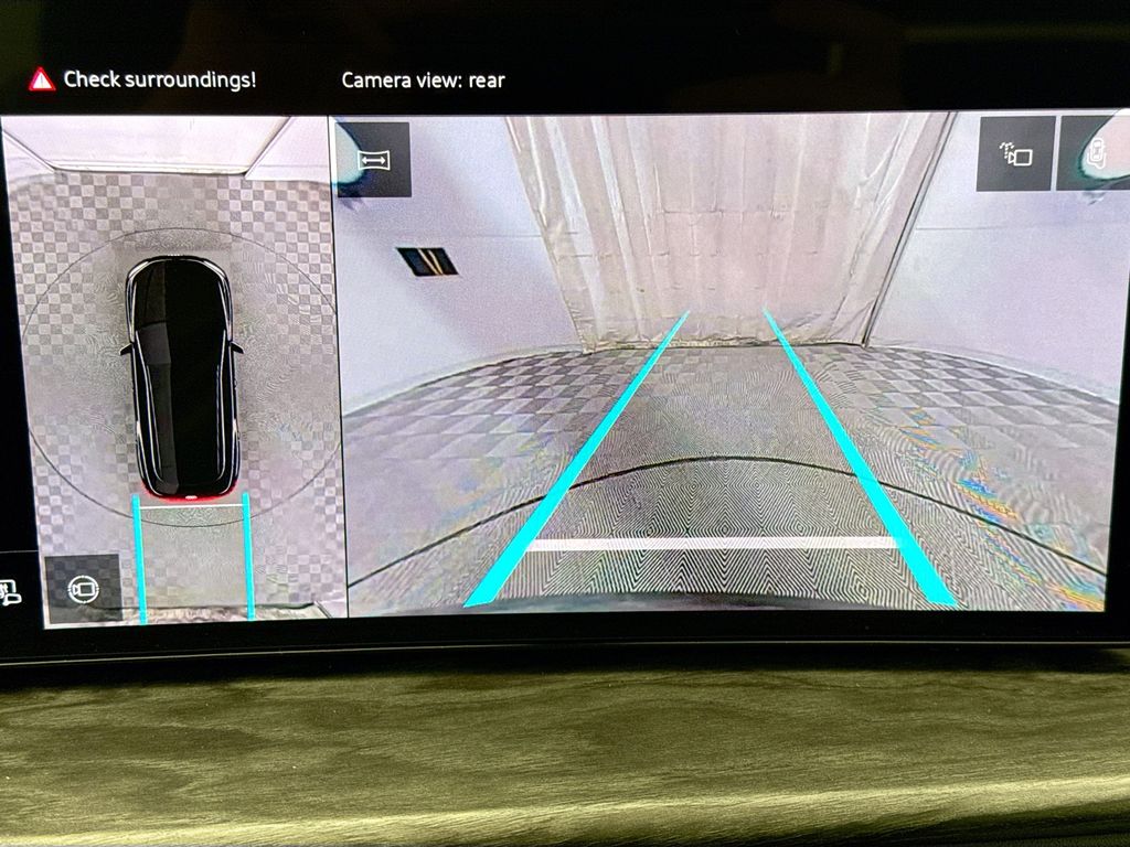 Thumbnail: 2025 Audi Q5 - 15