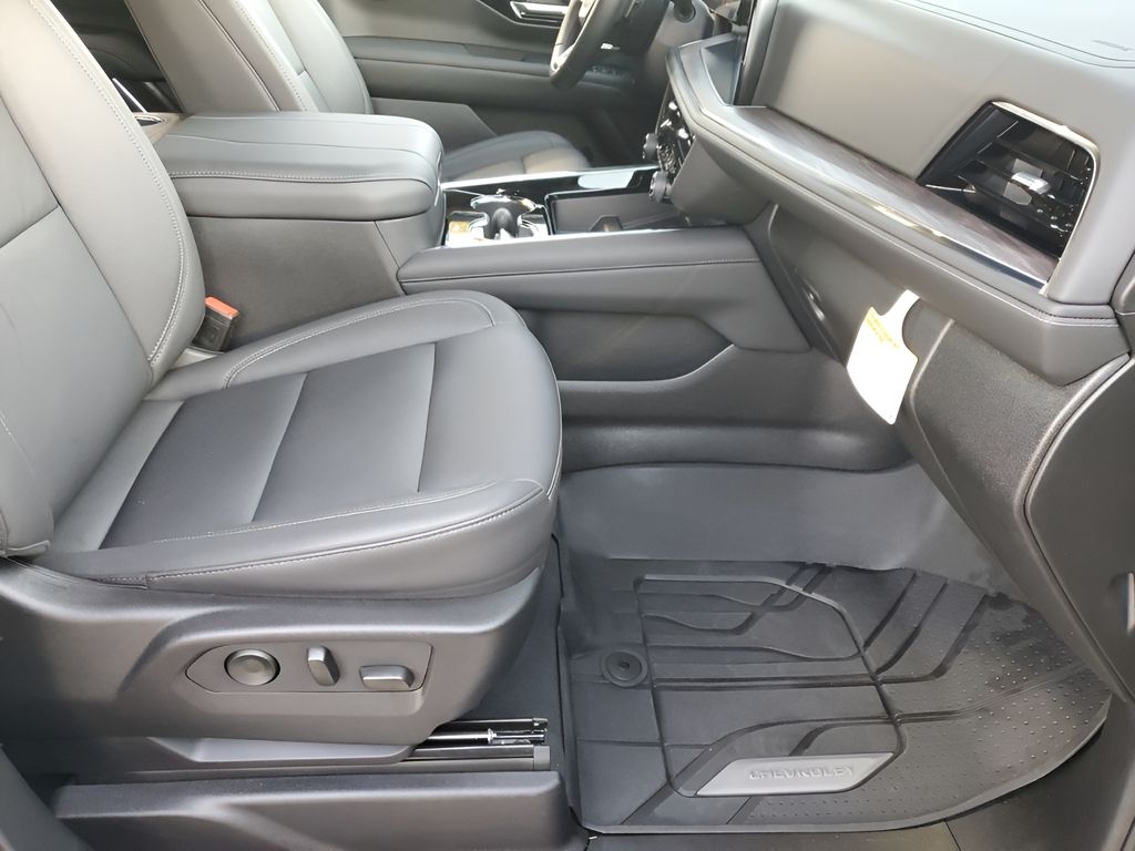 Used Car 2025 Chevrolet Tahoe  Z71 For Sale Under $70,000 In Austin, Texas