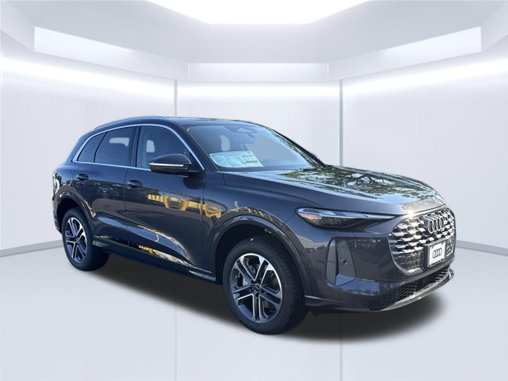 Thumbnail: 2026 Audi Q5 - 7