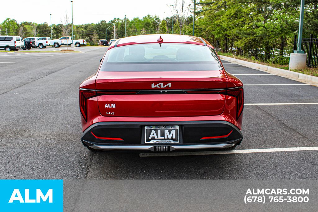 Used 2025 Red Kia LXS image 11