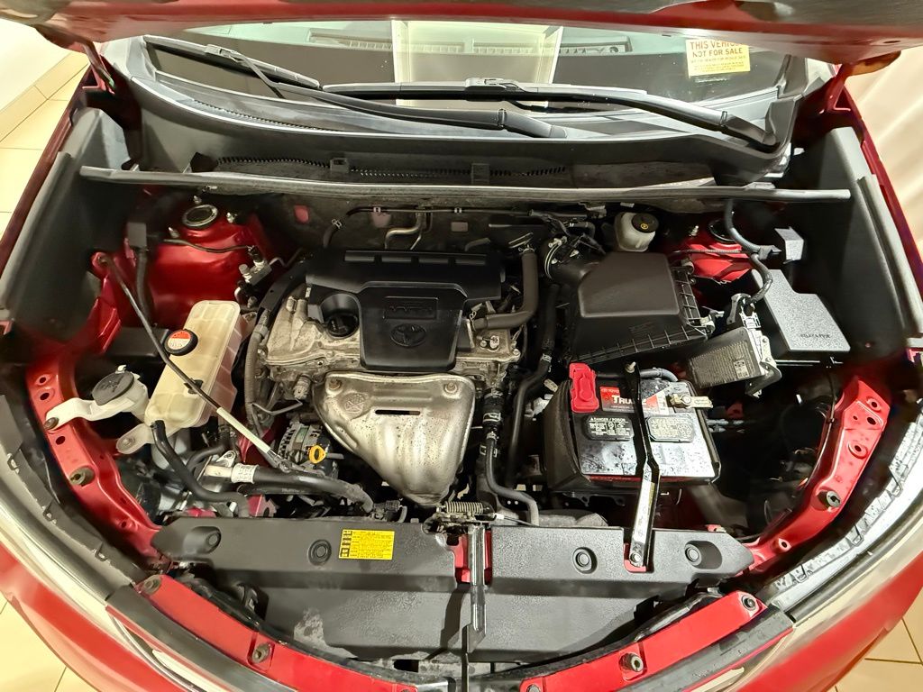 Thumbnail: 2015 Toyota RAV4 - 10