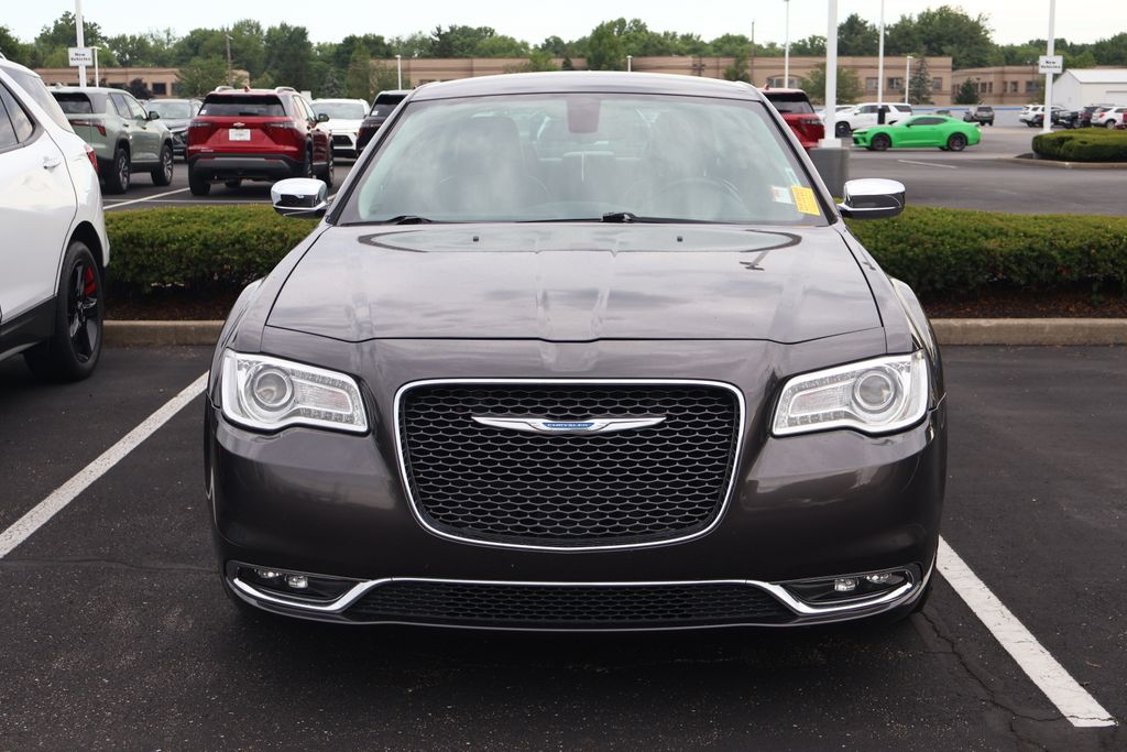 Thumbnail: 2018 Chrysler 300 - 2