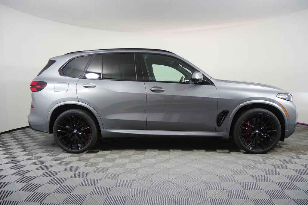 Thumbnail: 2026 BMW X5 - 2