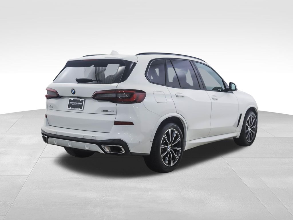Thumbnail: 2023 BMW X5 - 5