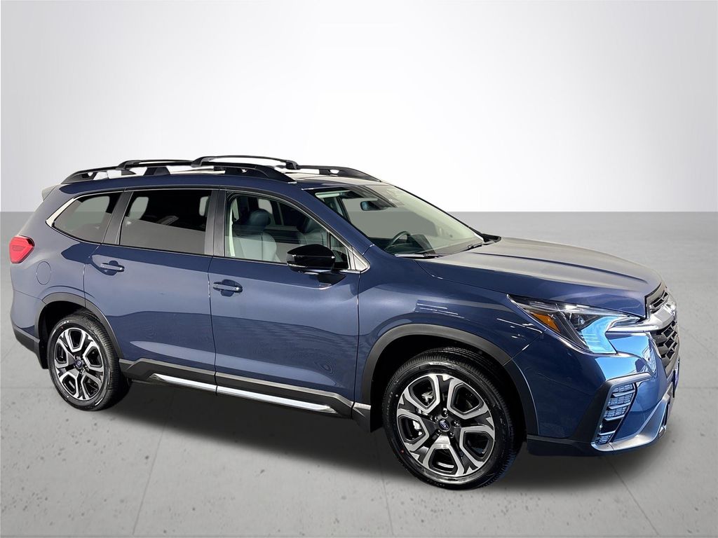 2025 Subaru Ascent Limited photo 4