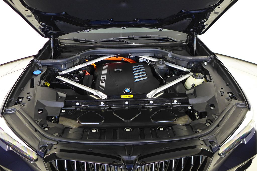 Thumbnail: 2023 BMW X5 - 6