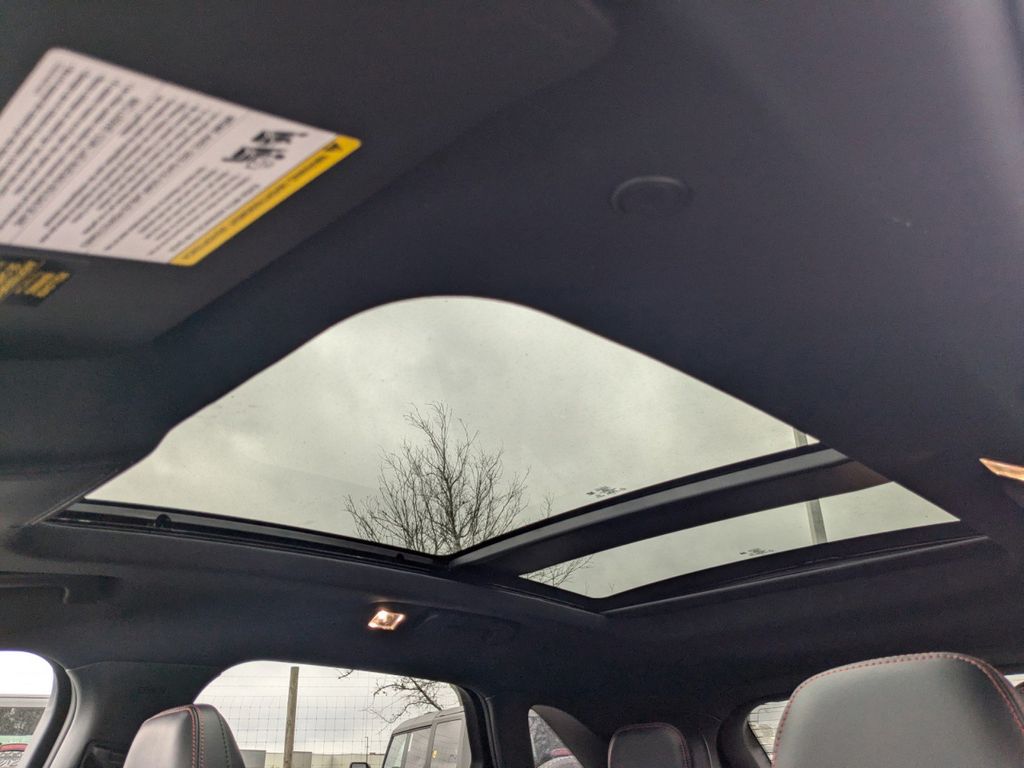2025 Ford Escape ST-Line Select