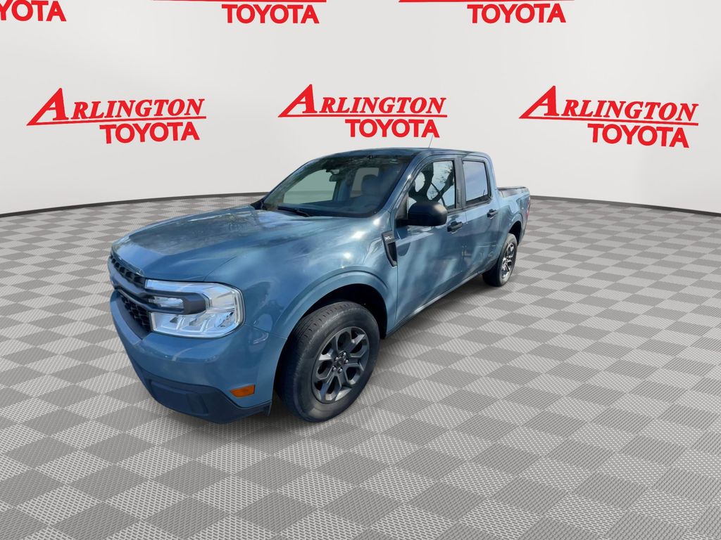 View vehicle photo 5