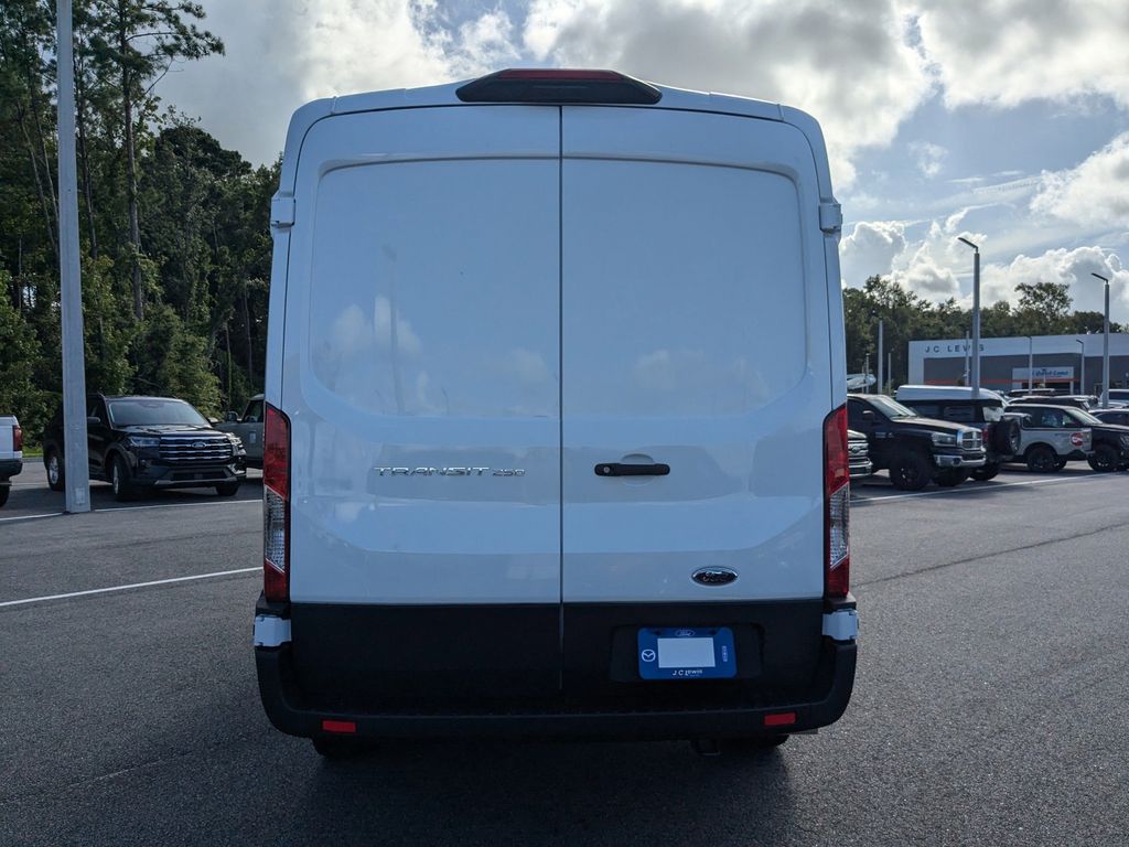 2025 Ford Transit 250
