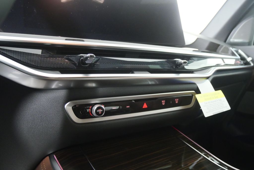 Thumbnail: 2026 BMW X5 - 22