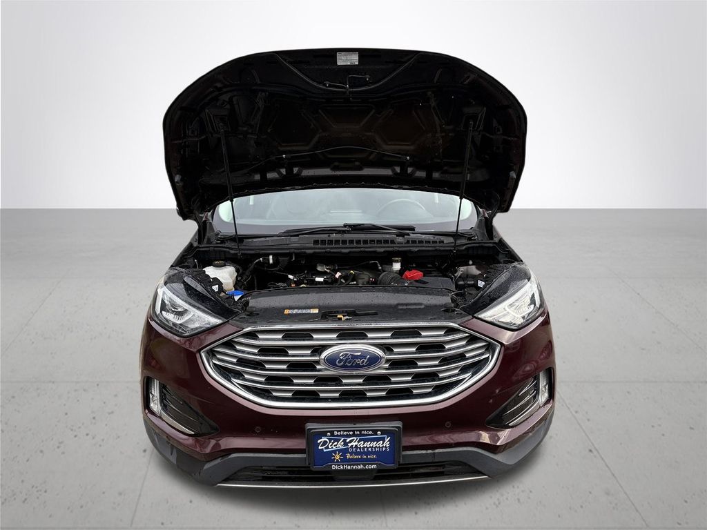 2021 Ford Edge Titanium