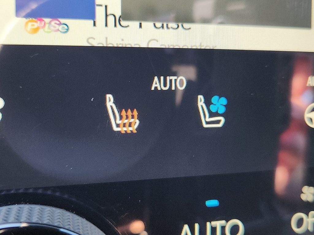 Thumbnail: 2025 Lexus GX - 26