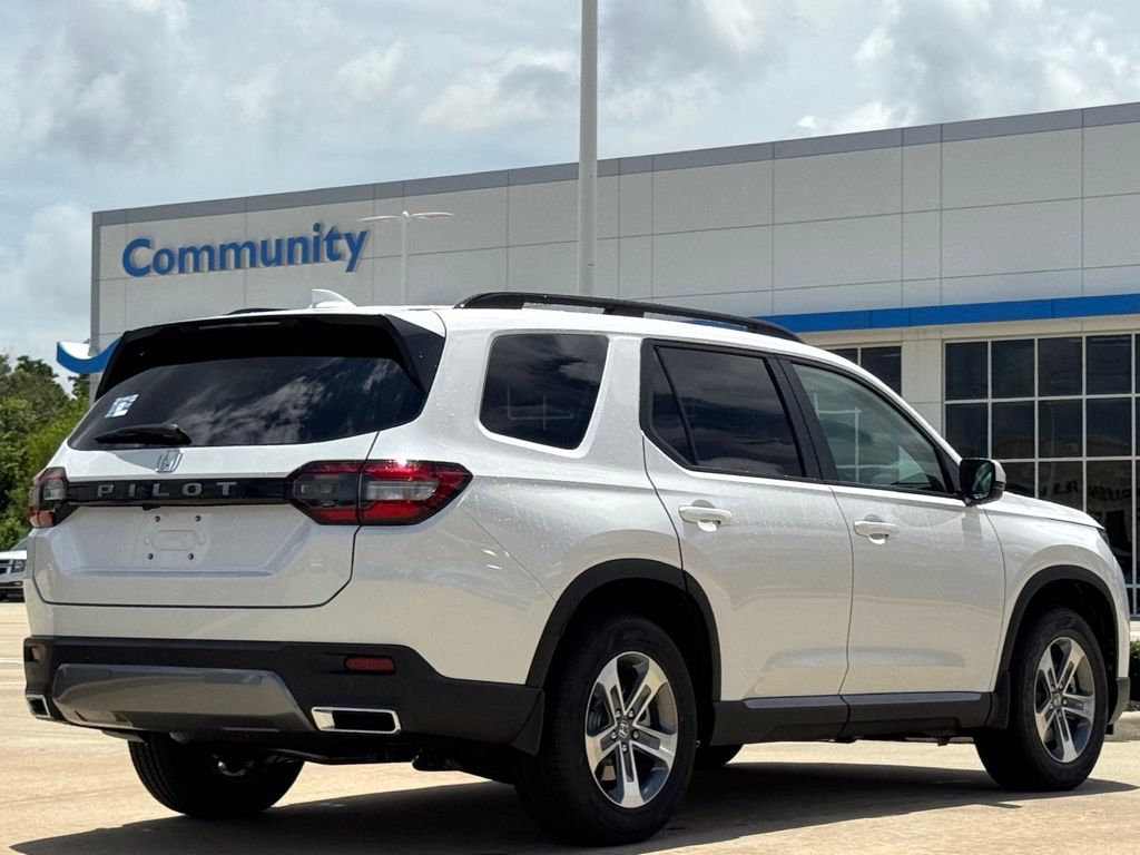 2026 Honda Pilot EX-L  at Community Honda