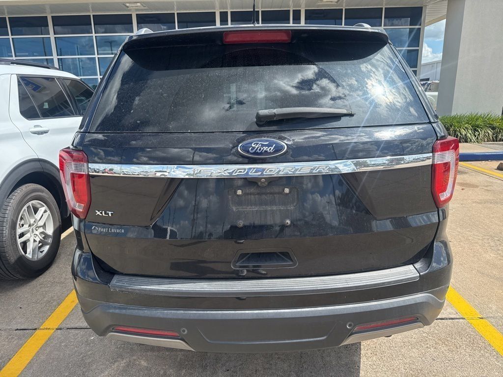 2019 Ford Explorer XLT Black at Autostrade