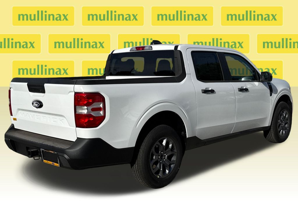 New 2026 White Ford XLT image 14