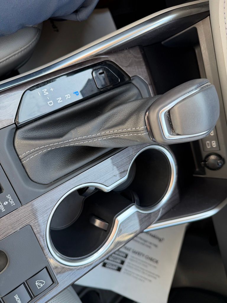 used 2023 Toyota Highlander car, priced at $37,903