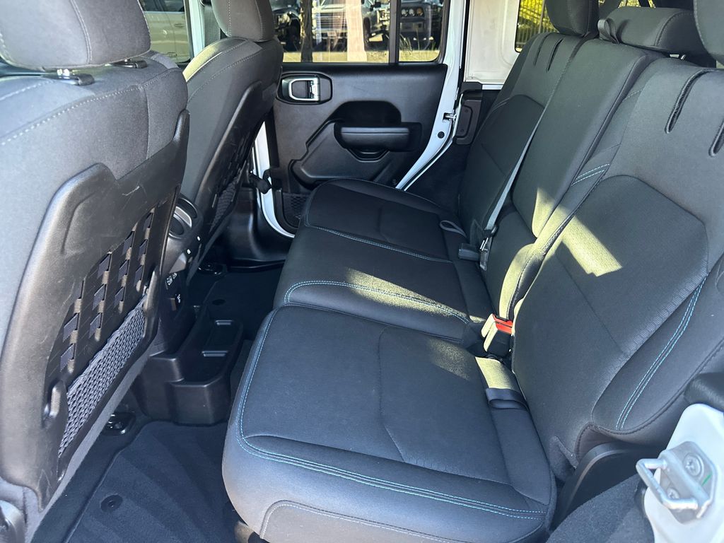 Used Car 2022 Jeep Wrangler  Unlimited Rubicon 4xe For Sale Under $35,000 In Austin, Texas