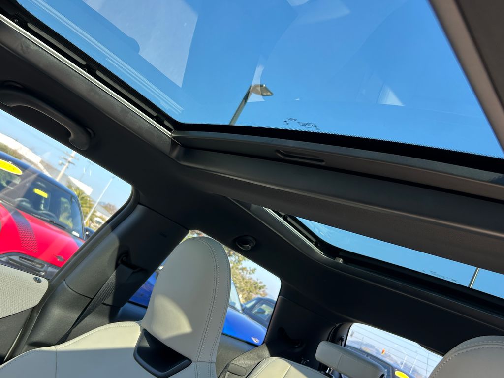 Thumbnail: 2025 MINI Cooper - 16