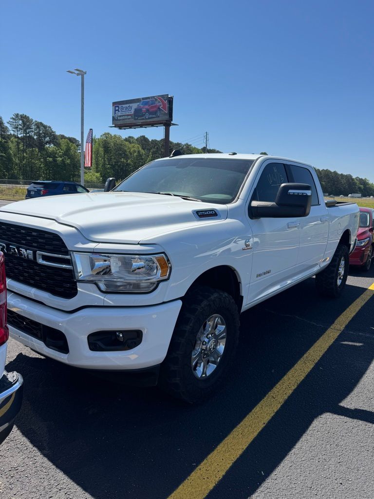 Bright White Clearcoat 2023 RAM 2500 Big Horn Crew Cab 4WD Pickup Truck Four-Wheel Drive 6-Speed Automatic