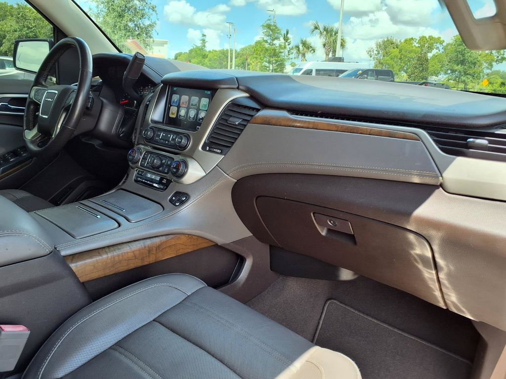 Used 2019 GMC Yukon XL SUV