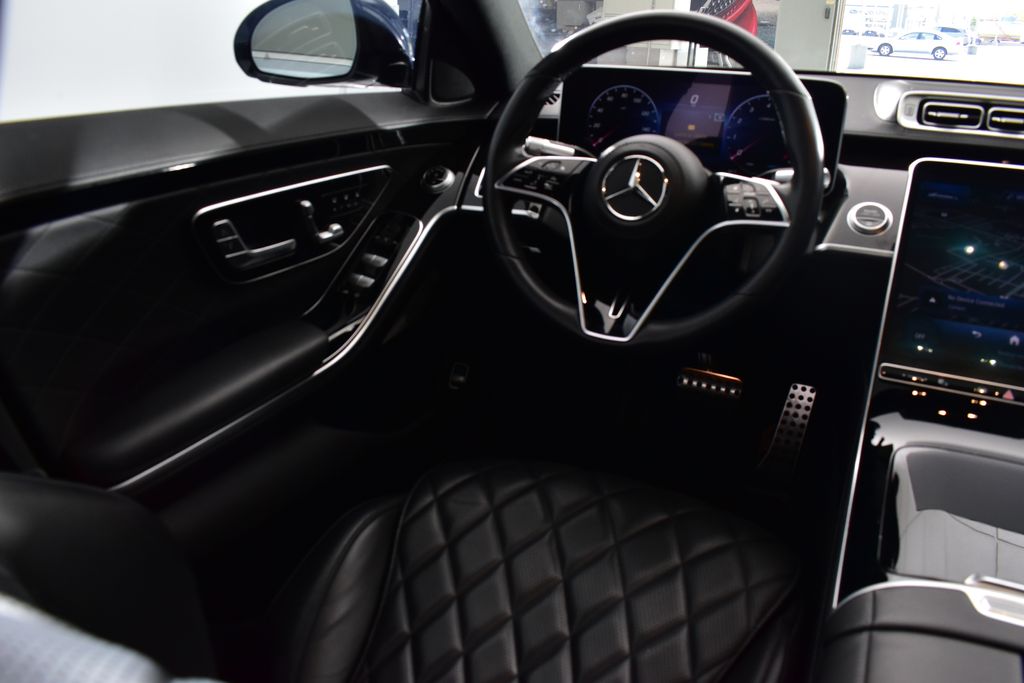 Thumbnail: 2022 Mercedes-Benz S-Class - 26