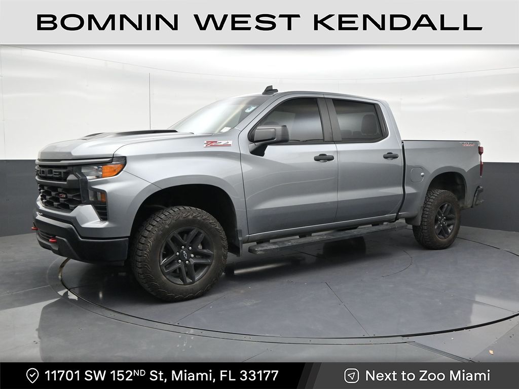 Sterling Gray Metallic 2024 Chevrolet Silverado 1500 Pickup Truck Four-Wheel Drive Automatic