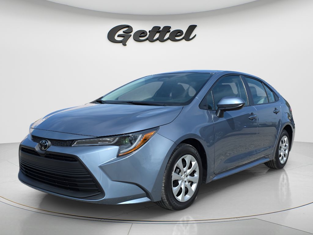 2024 Toyota Corolla LE - Photo 1
