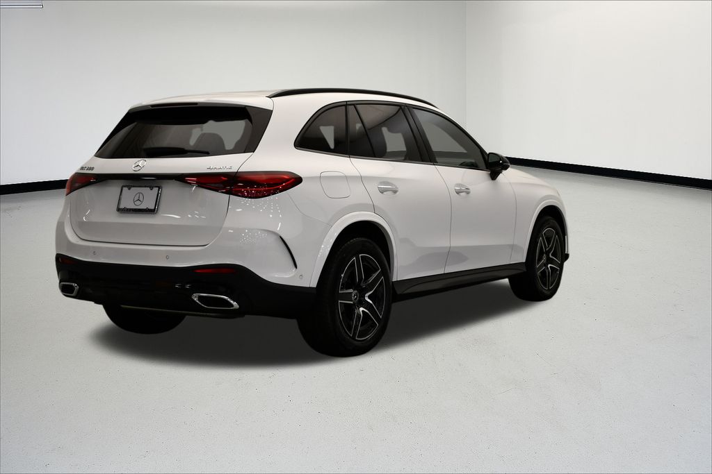 Thumbnail: 2025 Mercedes-Benz GLC - 5