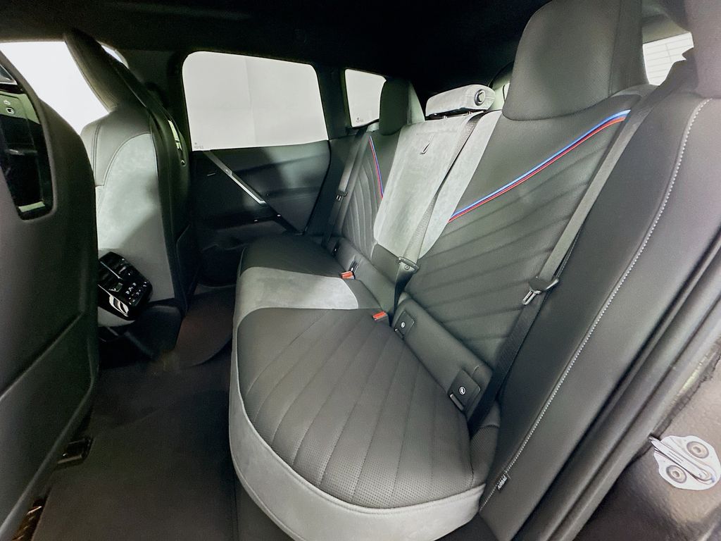 Thumbnail: 2026 BMW iX - 17