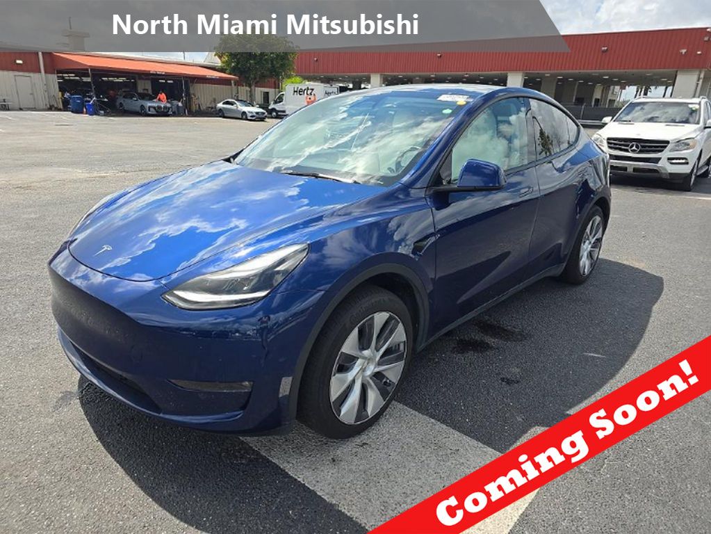 2023 Tesla Model Y's photo