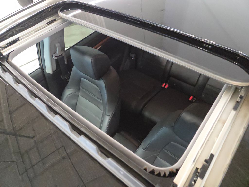 2022 Honda CR-V EX-L photo 28