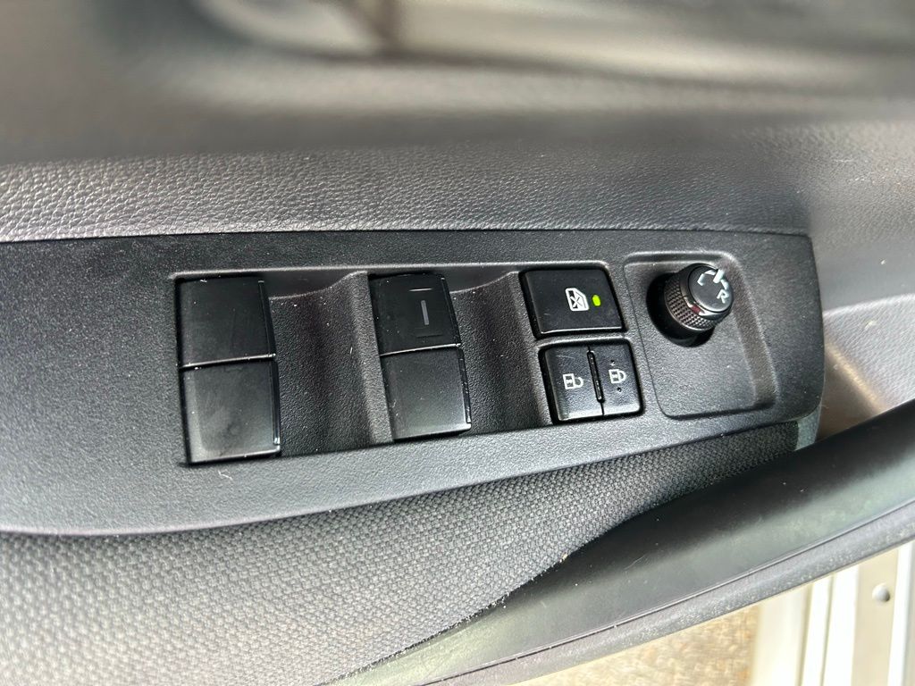 Thumbnail: 2025 Toyota Corolla - 16