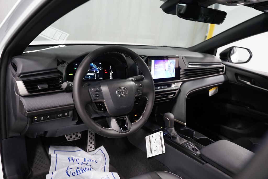Thumbnail: 2026 Toyota Camry - 11
