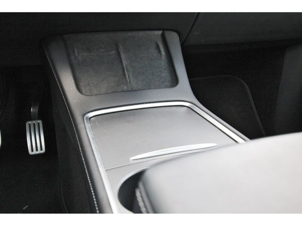 Used 2022 Tesla Model Y SUV