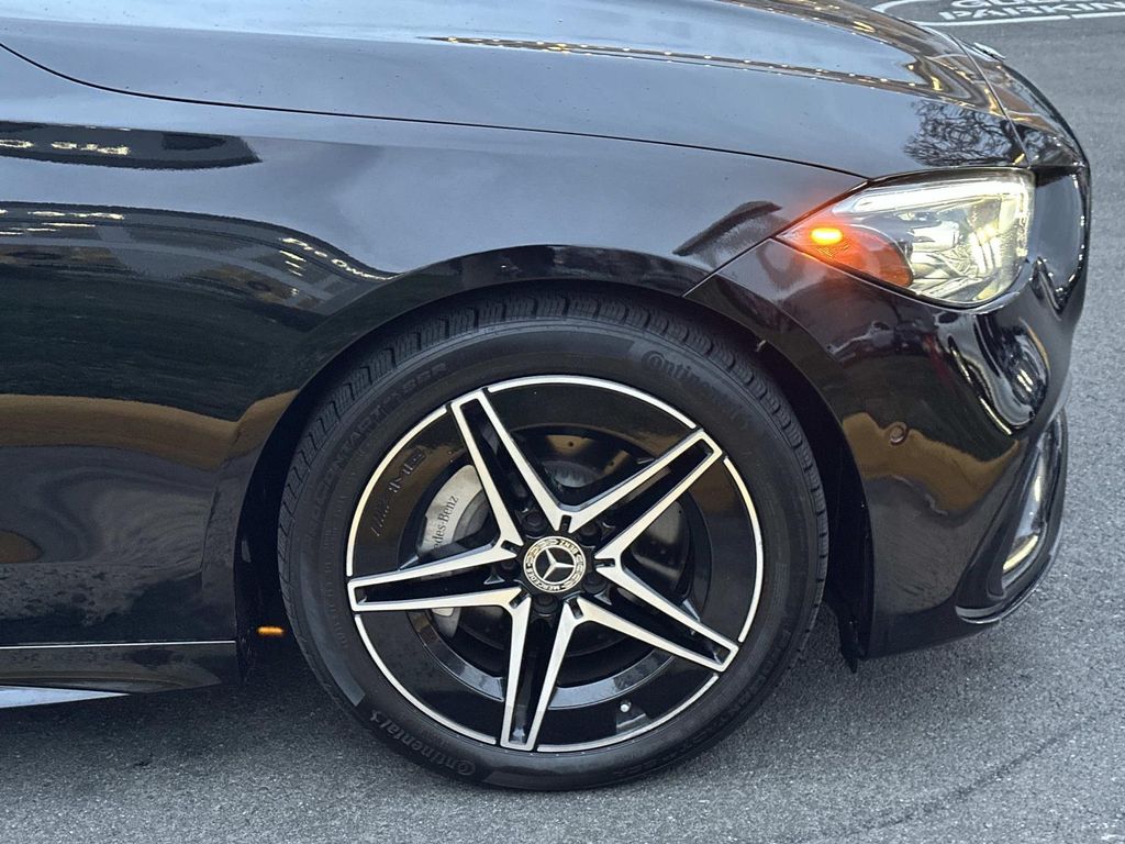 Thumbnail: 2023 Mercedes-Benz C-Class - 16