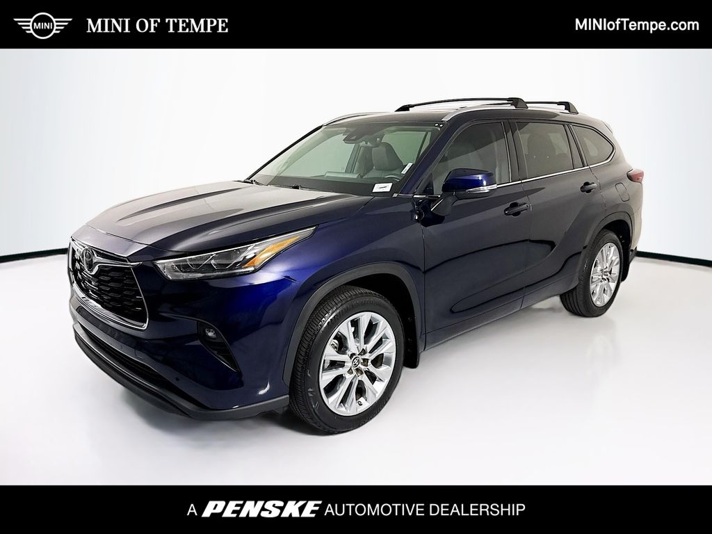 Thumbnail: 2024 Toyota Highlander - 1