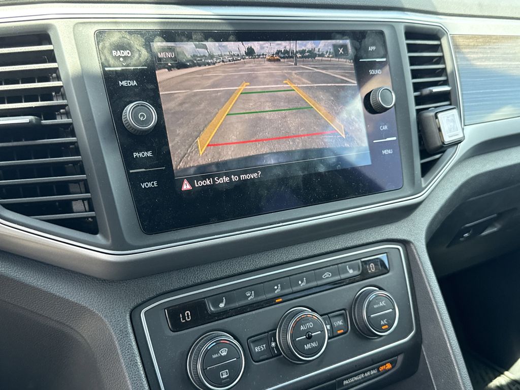 2018 Volkswagen Atlas 3.6L V6 SE Black at Durrett Motor Company