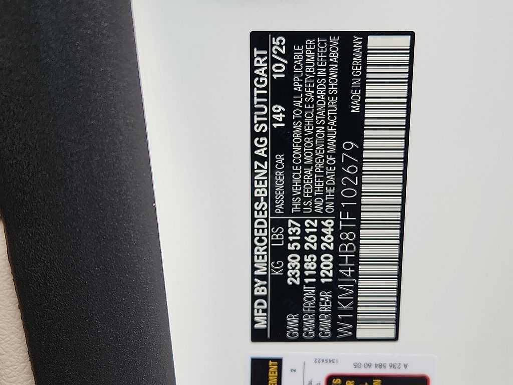 Thumbnail: 2026 Mercedes-Benz GLC - 15