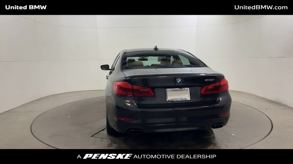 Thumbnail: 2018 BMW 5 Series - 7