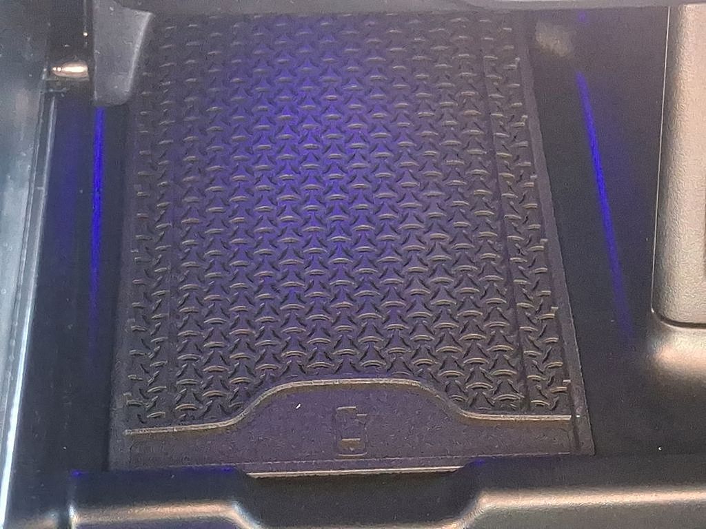 Thumbnail: 2025 Mercedes-Benz GLC - 18