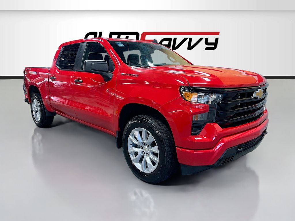 2023 Chevrolet Silverado 1500 Custom 4X4 Crew Cab Short Box's photo