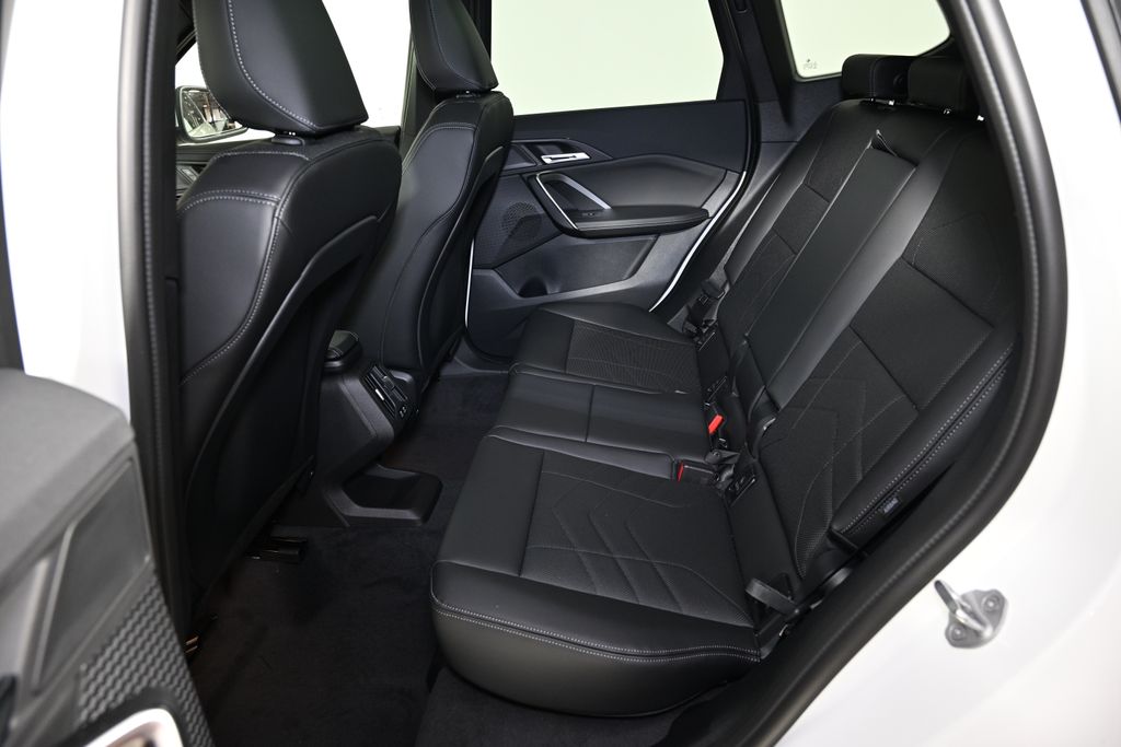 Thumbnail: 2025 BMW X1 - 24