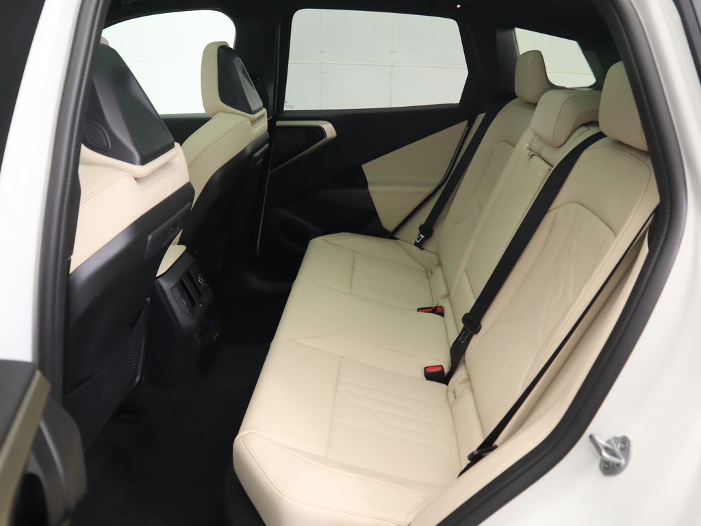 Thumbnail: 2025 BMW X3 - 23