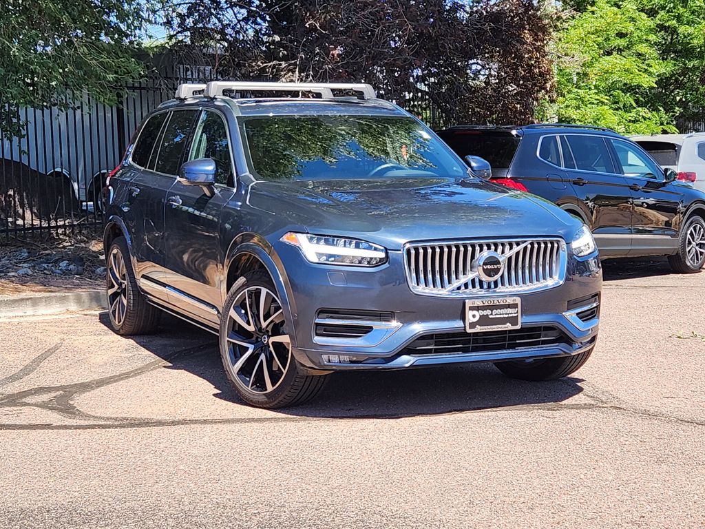 2023 Volvo XC90 B6 Plus 7-Seater