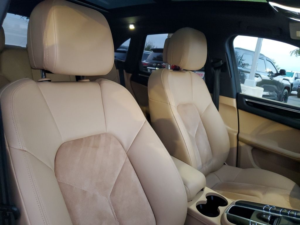 Used Car 2018 Porsche Macan  For Sale Under $25,000 In Austin, Texas