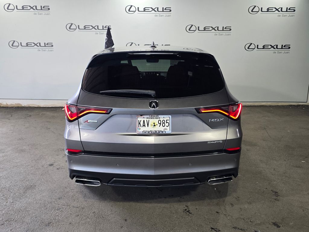 Thumbnail: 2023 Acura MDX - 9